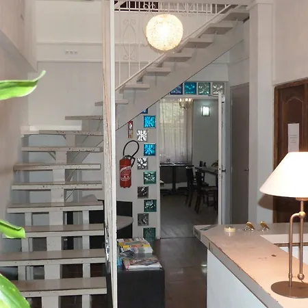 Blue 라센느쉬르메르