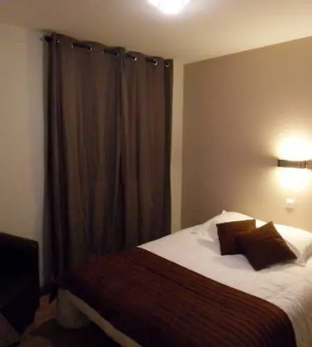 Blue Hotel