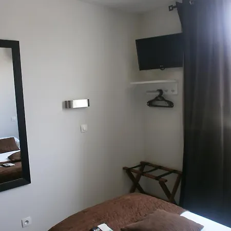 Blue Hotel