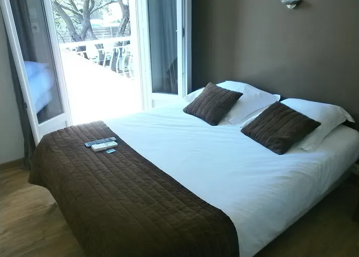 Hotel Blue